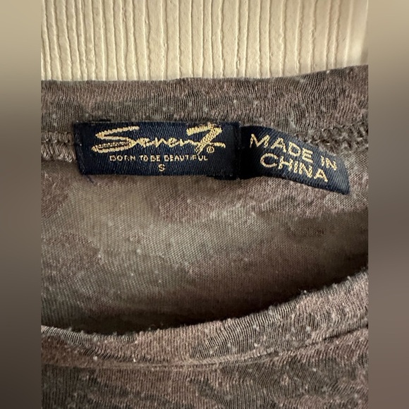 Seven7 Women's Gray Long Sleeve Top - Picture 3 of 5